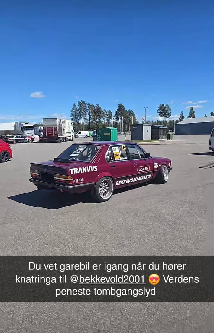 Rød Volvo klar for Gatebil
